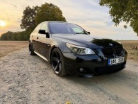 BMW Řada 5 3,0   535d E60 lci black sapph