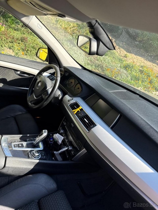 BMW Řada 5 3,0   GT 530 180kw 3 kuba 2010