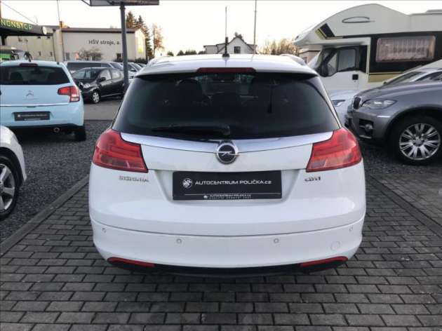 Opel Insignia 2,0