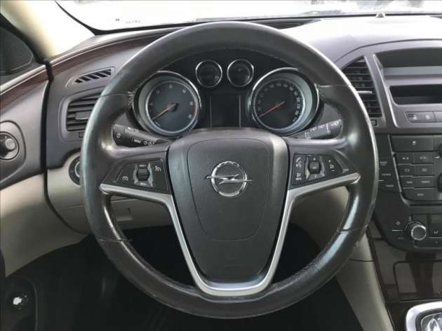 Opel Insignia 2,0