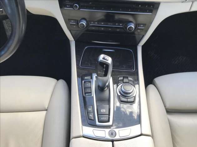 BMW Řada 7 3,0   xDrive M-paket