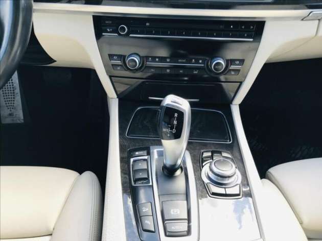BMW Řada 7 3,0   xDrive M-paket