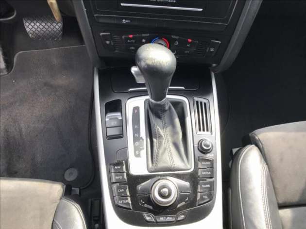 Audi A4 2,7