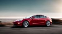 Firma Tesla slibuje další model